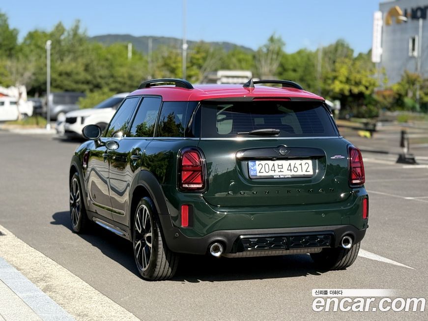 Mini Countryman JCW Launch Pack, 2024