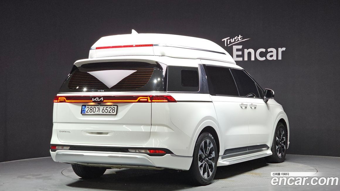 Kia Carnival 7-Seater Hi-Limousine, 2023