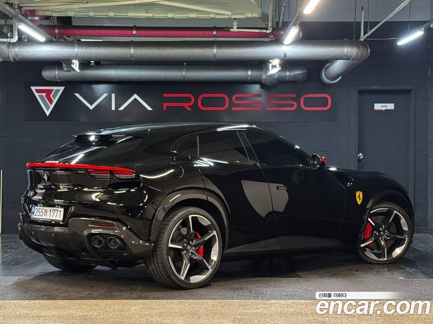 Ferrari Purosangue 6.5 V12, 2025