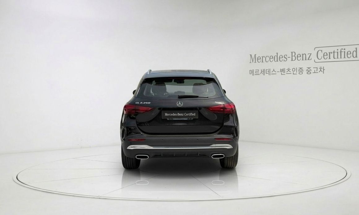 Mercedes-Benz GLA-Class GLA250 4MATIC, 2025