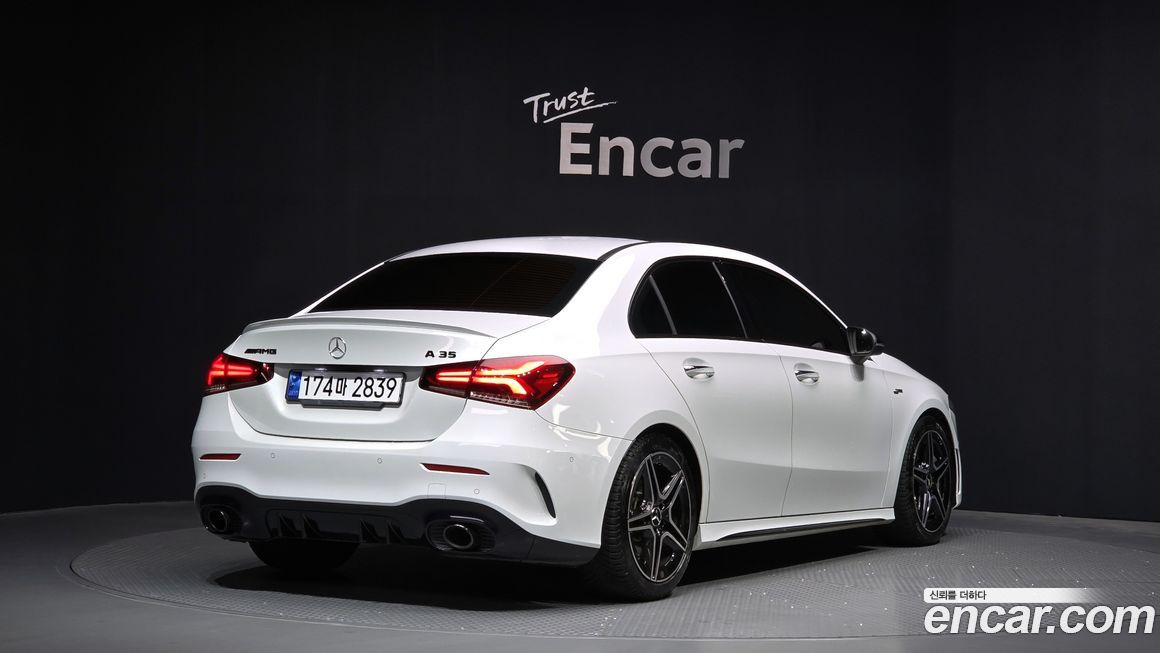 Mercedes-Benz A-Class AMG A35 4MATIC Sedan, 2022