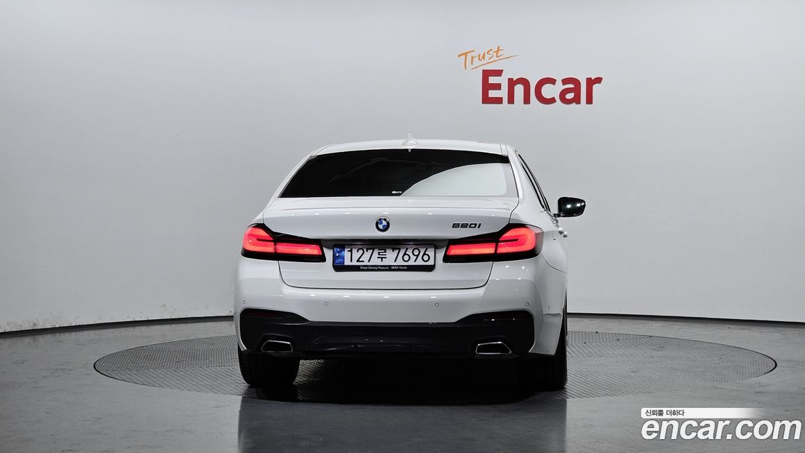 BMW 5-Series 520i M Sport, 2022