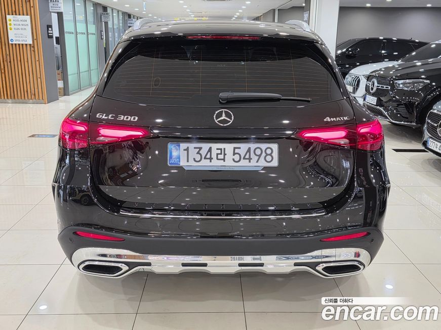 Mercedes-Benz GLC-Class GLC300 4MATIC AMG Line, 2025