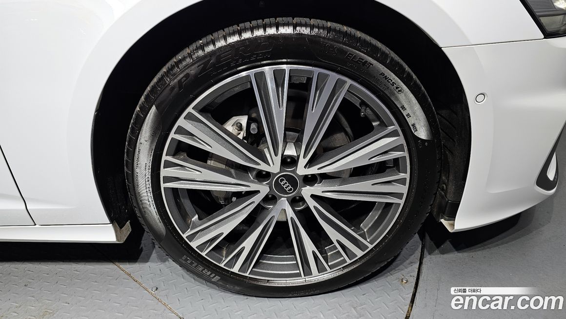 Audi A6 45 TFSI Quattro Premium, 2023