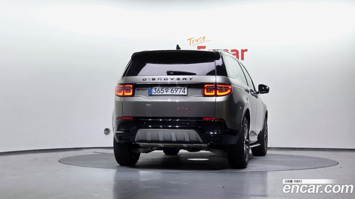Land Rover Discovery Sport P250 Dynamic SE, 2025