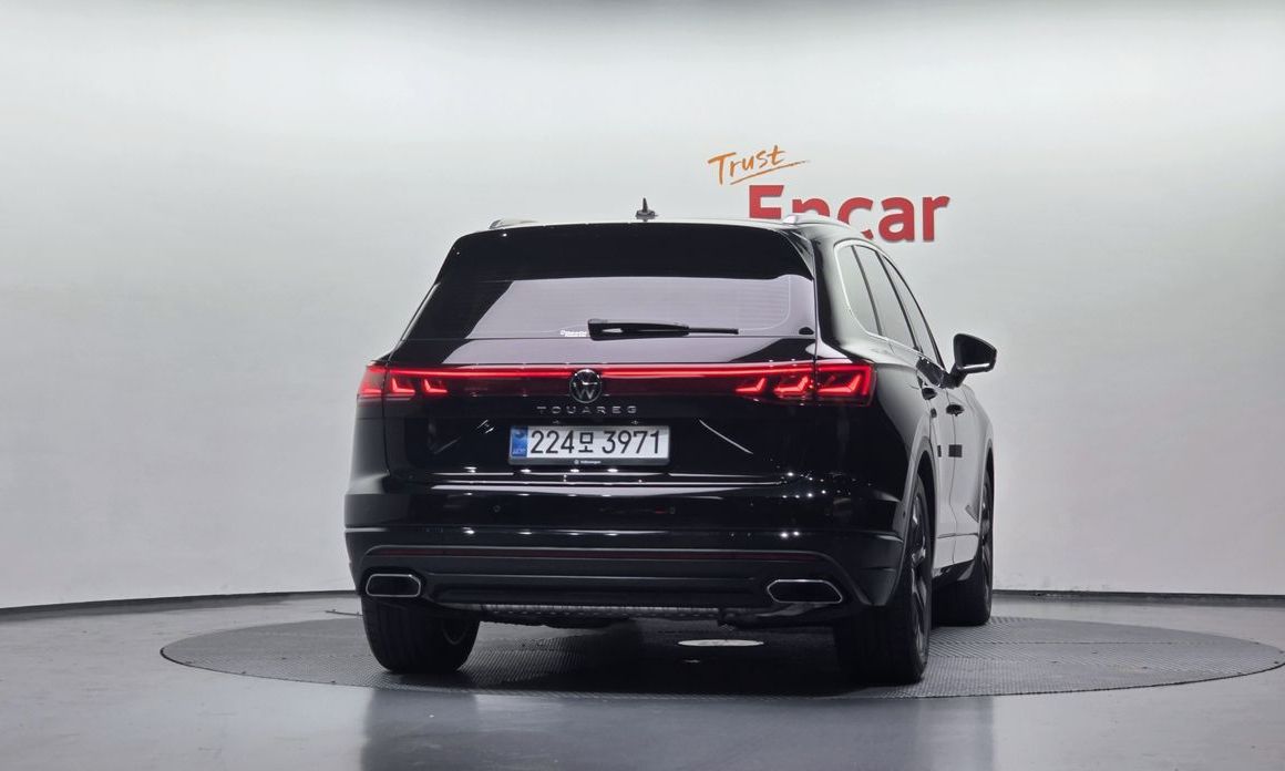 Volkswagen Touareg 3.0 TDI Prestige, 2024