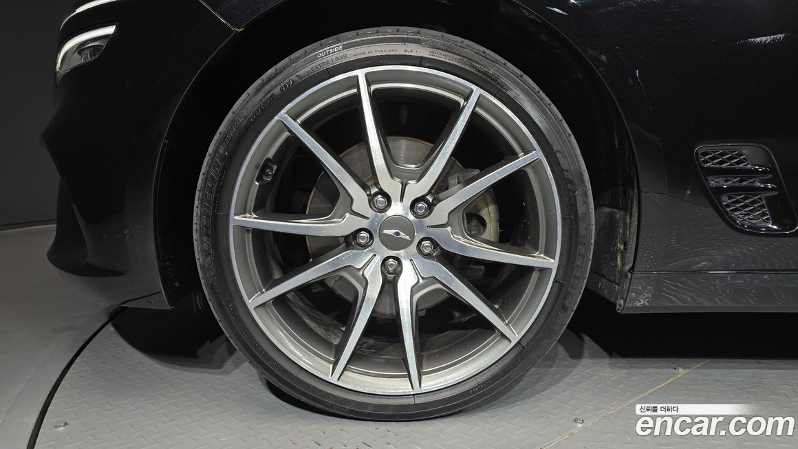 Genesis G70 Gasoline 2.0T 4WD, 2023