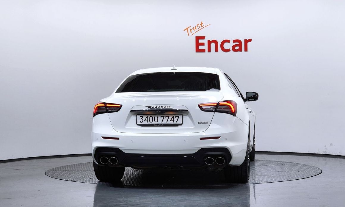 Maserati Ghibli 2.0 GT, 2021