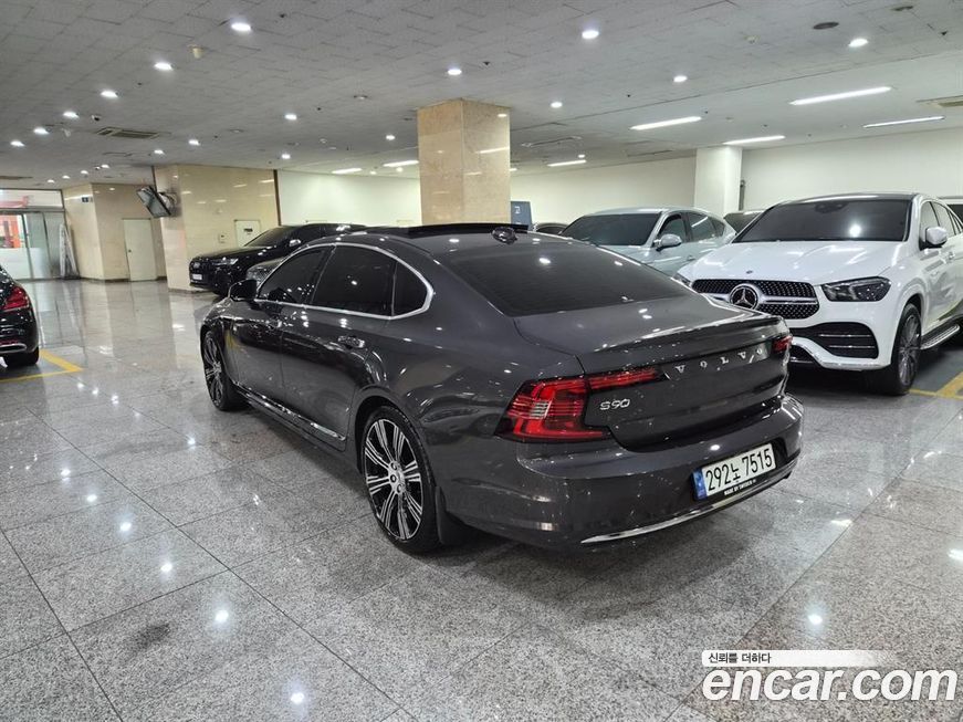 Volvo S90 B6 AWD Inscription, 2022