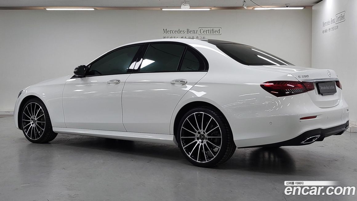 Mercedes-Benz E-Class E350 4MATIC AMG Line, 2023