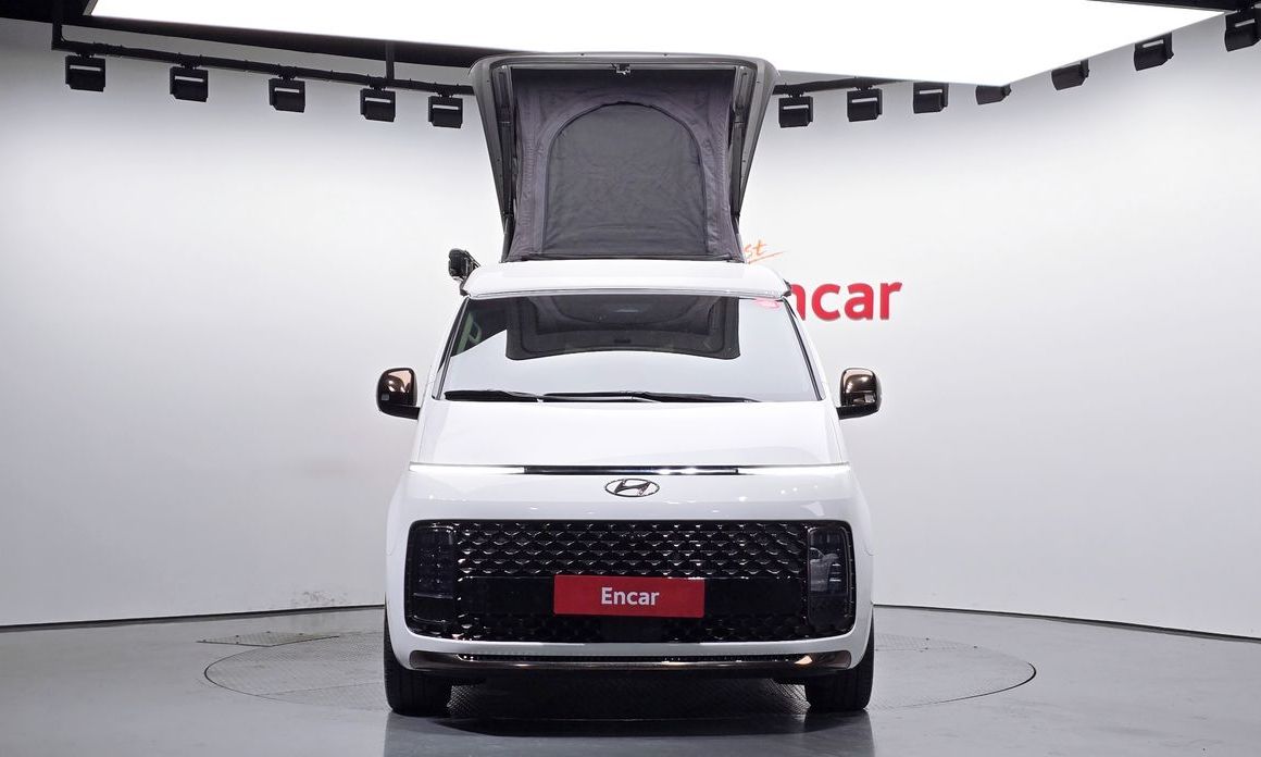 Hyundai Staria 4WD Camper, 2023