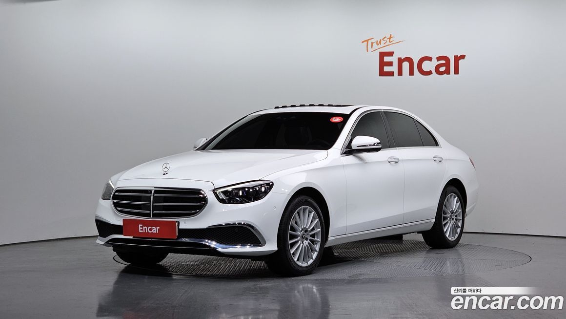 Mercedes-Benz E-Class E220d 4MATIC Exclusive, 2022
