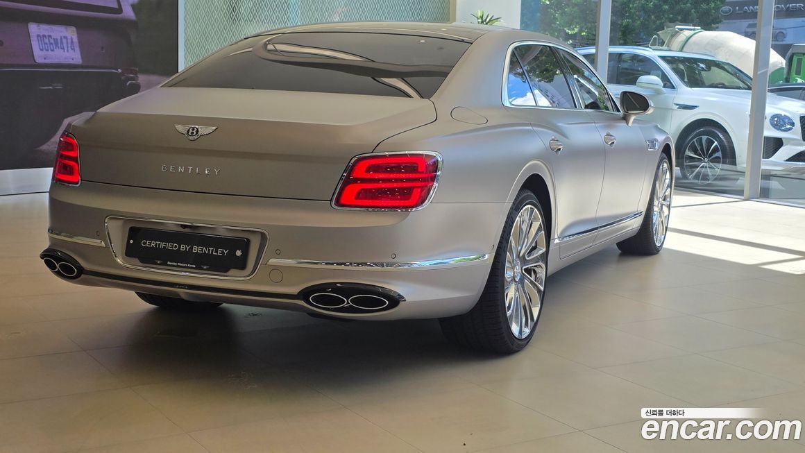 Bentley Flying Spur 4.0, 2024
