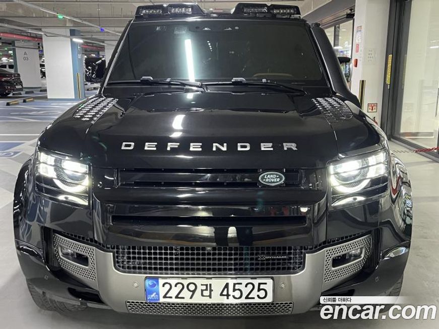 Land Rover Defender 130 D300 X-Dynamic HSE, 2023