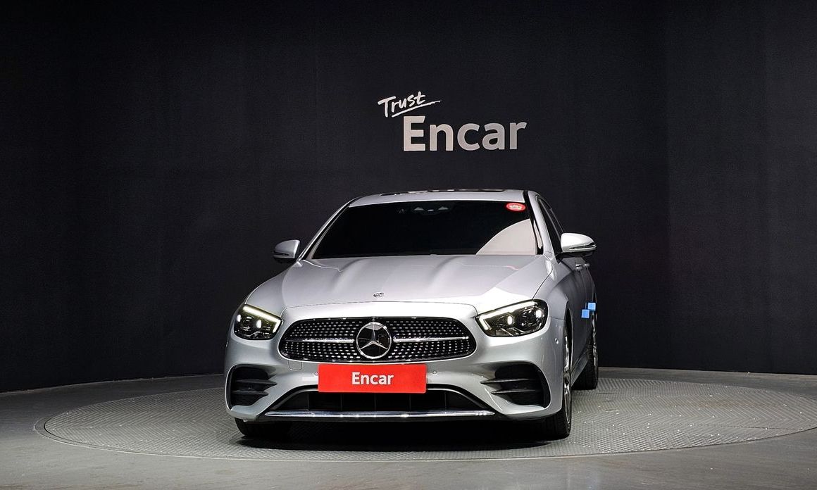 Mercedes-Benz E-Class E220d 4MATIC AMG Line, 2022