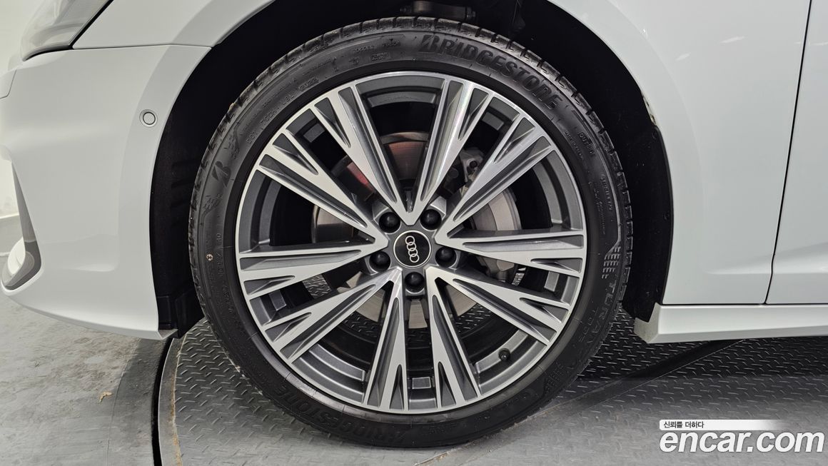 Audi A6 45 TFSI Quattro Premium, 2023