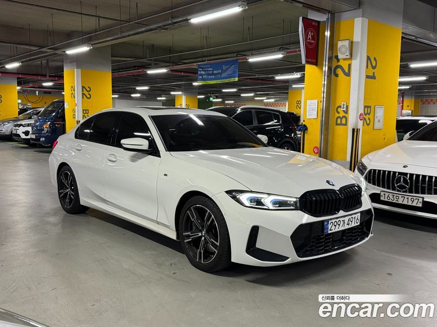 BMW 3-Series 320i M Sport, 2024