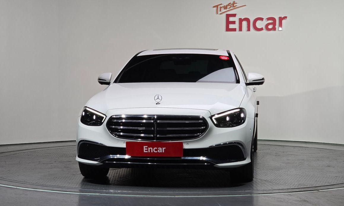 Mercedes-Benz E-Class E350 4MATIC Exclusive, 2023