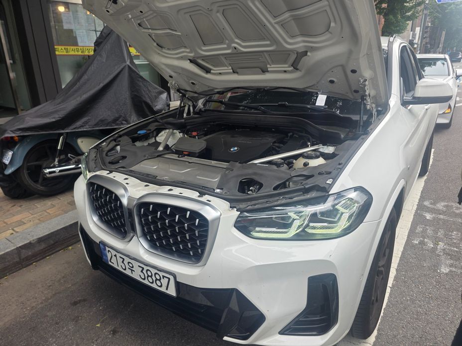BMW X4 xDrive20i M Sport, 2024