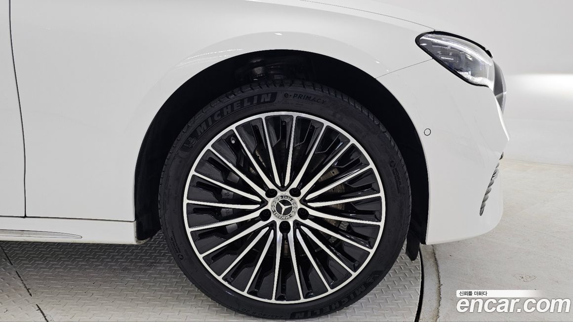 Mercedes-Benz E-Class E450 4MATIC Exclusive, 2024