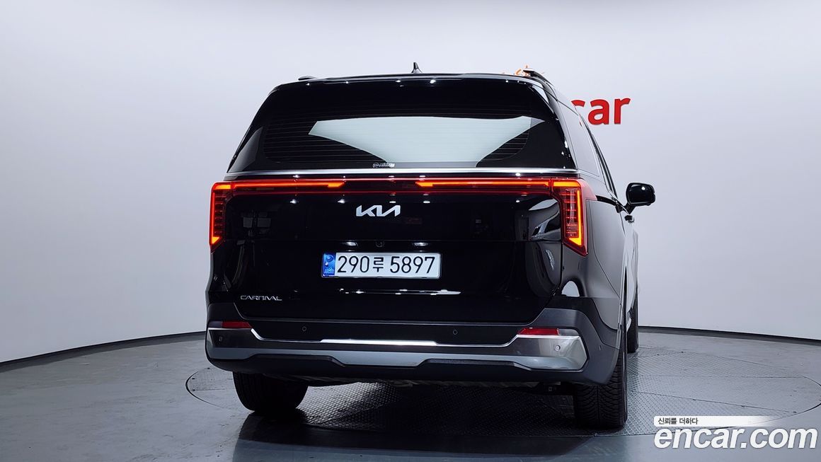 Kia Carnival 7-Seater Noblesse, 2025