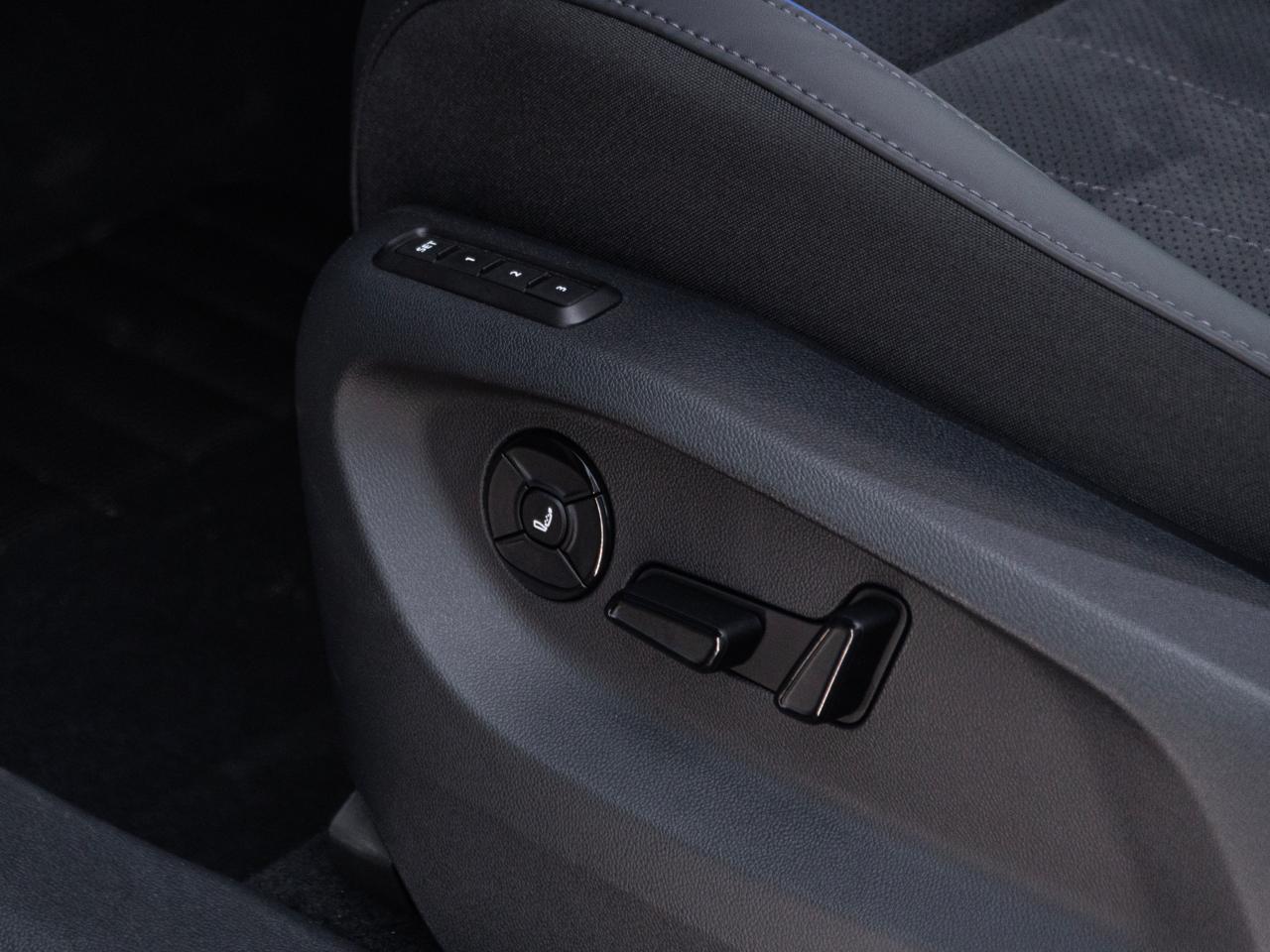 Volkswagen Tiguan L Pro