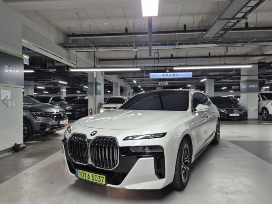 BMW 7-Series 740i xDrive M Sport Limited, 2024