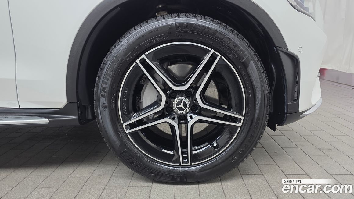 Mercedes-Benz GLC-Class GLC300 4MATIC, 2022