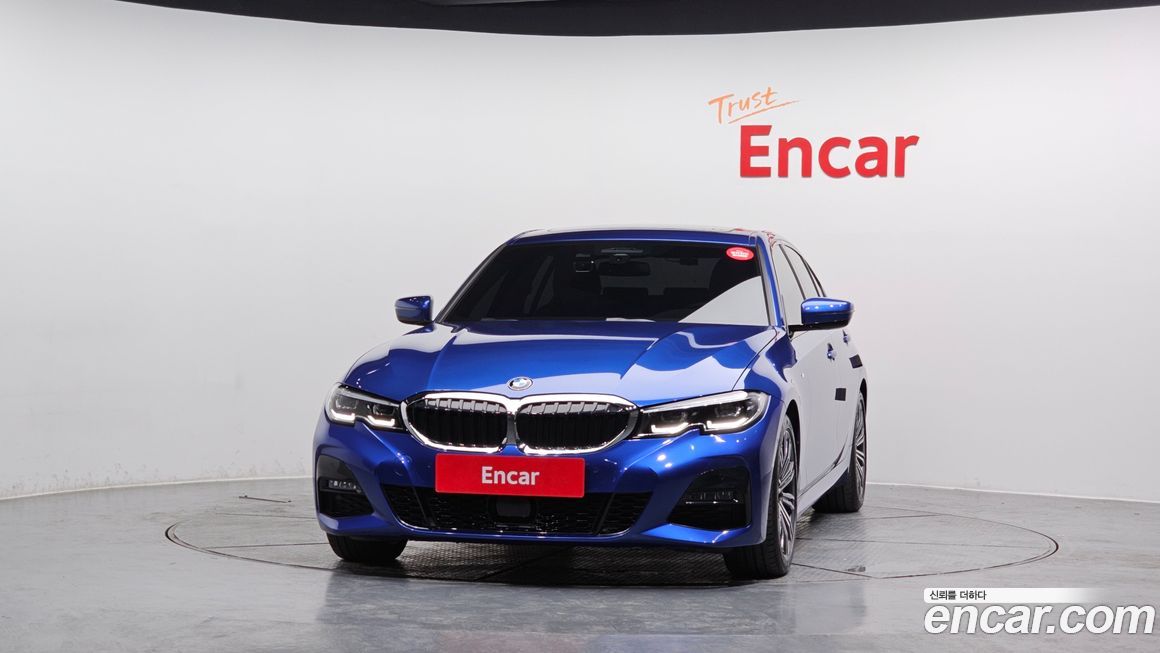 BMW 3-Series 320i M Sport, 2022