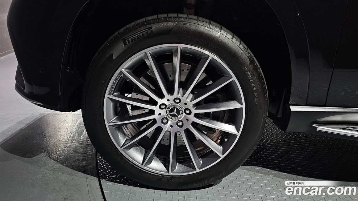 Mercedes-Benz GLE-Class GLE450 4MATIC, 2025