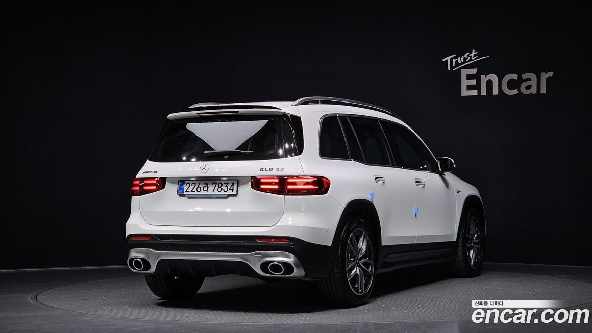 Mercedes-Benz GLB-Class AMG GLB35 4MATIC, 2025