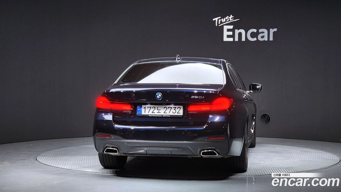 BMW 5-Series 520i M Sport, 2023