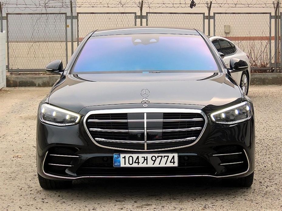Mercedes-Benz S-Class S500L 4MATIC, 2025