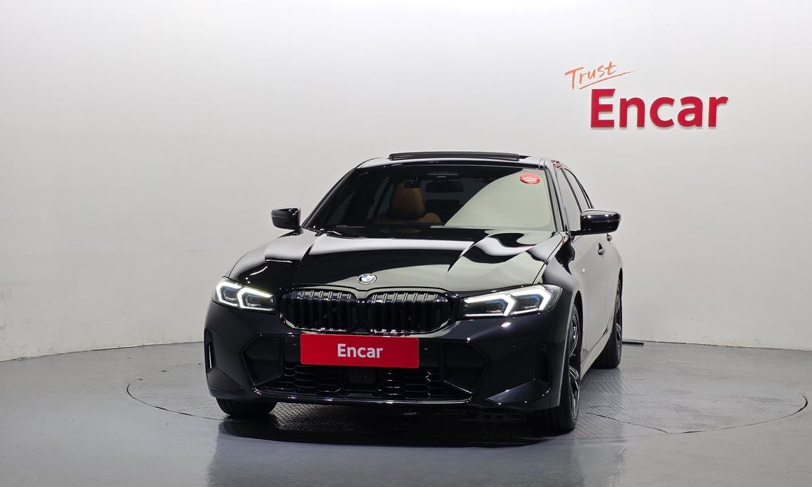 BMW 3-Series 320i M Sport, 2024