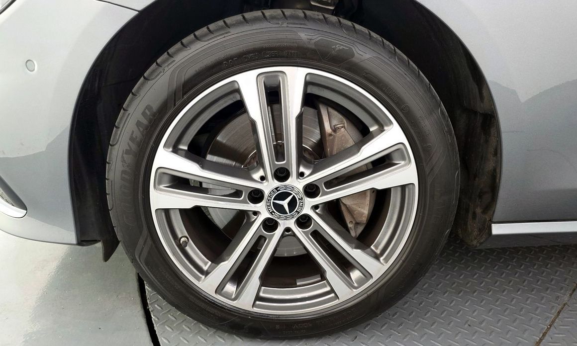 Mercedes-Benz E-Class E350 4MATIC Avantgarde, 2022