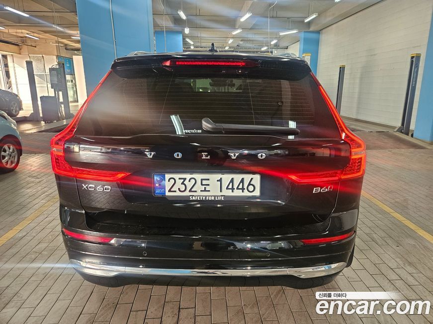 Volvo XC60 B6 Ultimate Bright, 2023