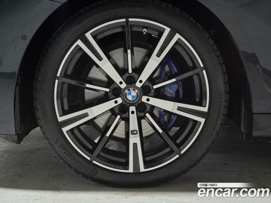 BMW 5-Series 530i xDrive M Sport, 2024