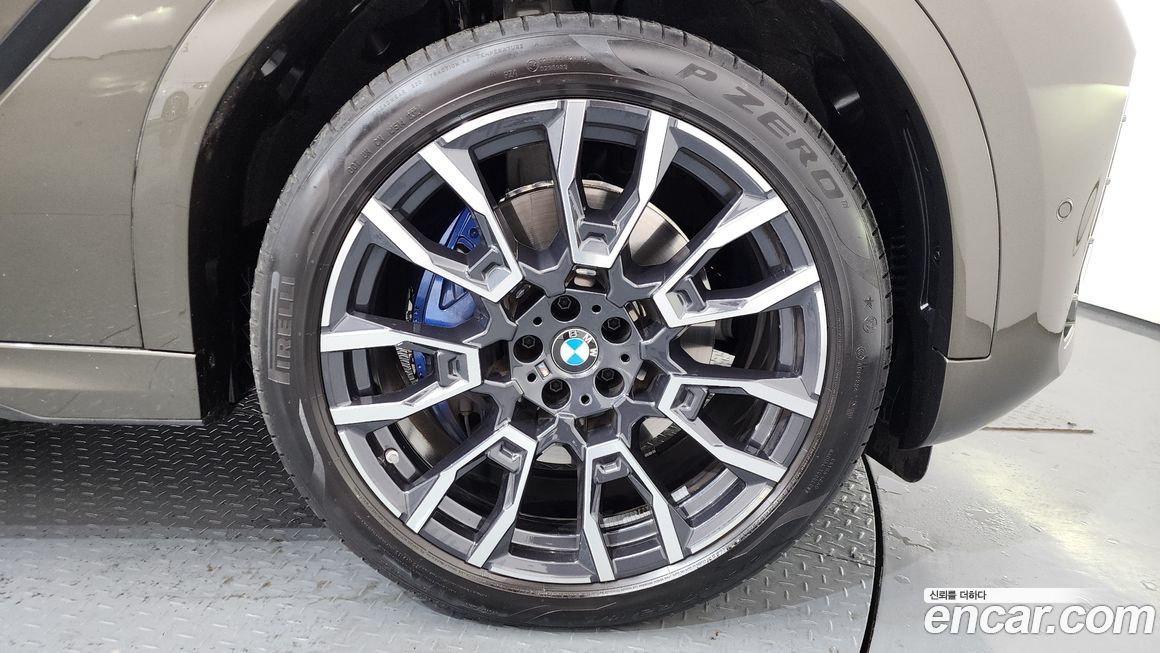 BMW X6 xDrive40i M Sport, 2024