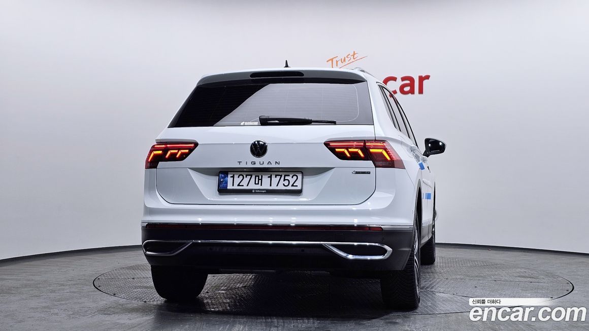 Volkswagen Tiguan 2.0 TDI 4Motion Prestige, 2023