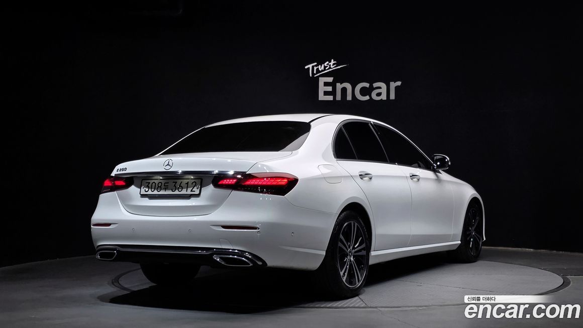 Mercedes-Benz E-Class E250 Avantgarde, 2022