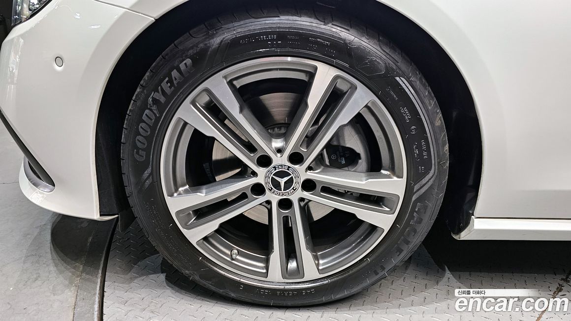 Mercedes-Benz E-Class E250 Avantgarde, 2023