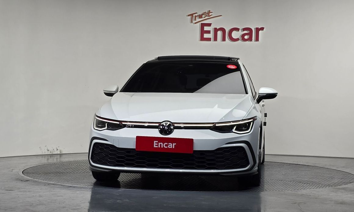 Volkswagen Golf 2.0 GTI, 2024