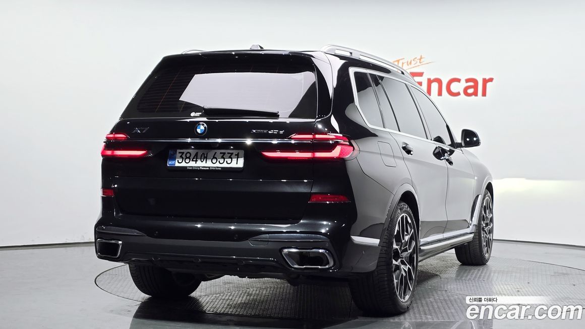 BMW X7 xDrive 40d M Sport 7 STR, 2025