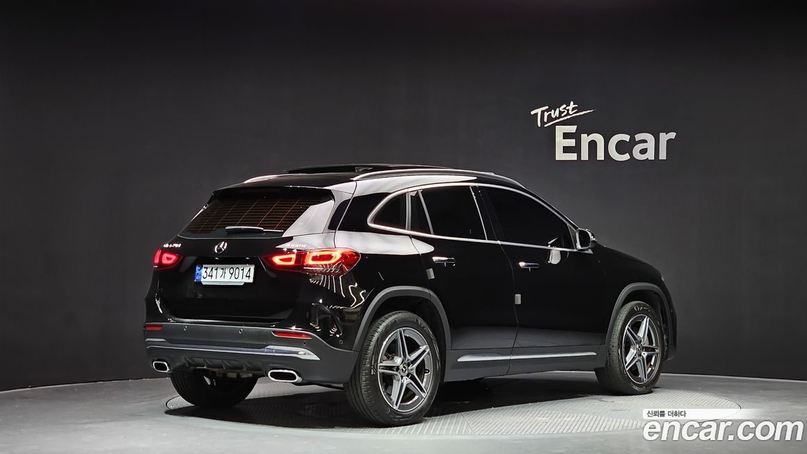 Mercedes-Benz GLA-Class GLA250 4MATIC, 2023