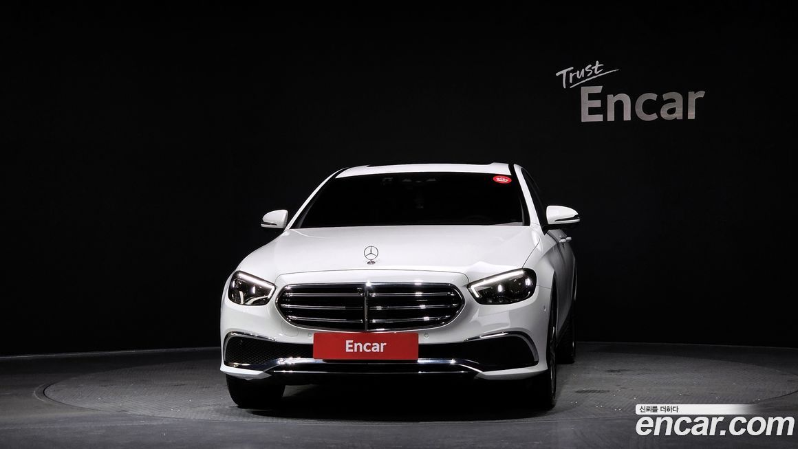 Mercedes-Benz E-Class E350 4MATIC Exclusive, 2023