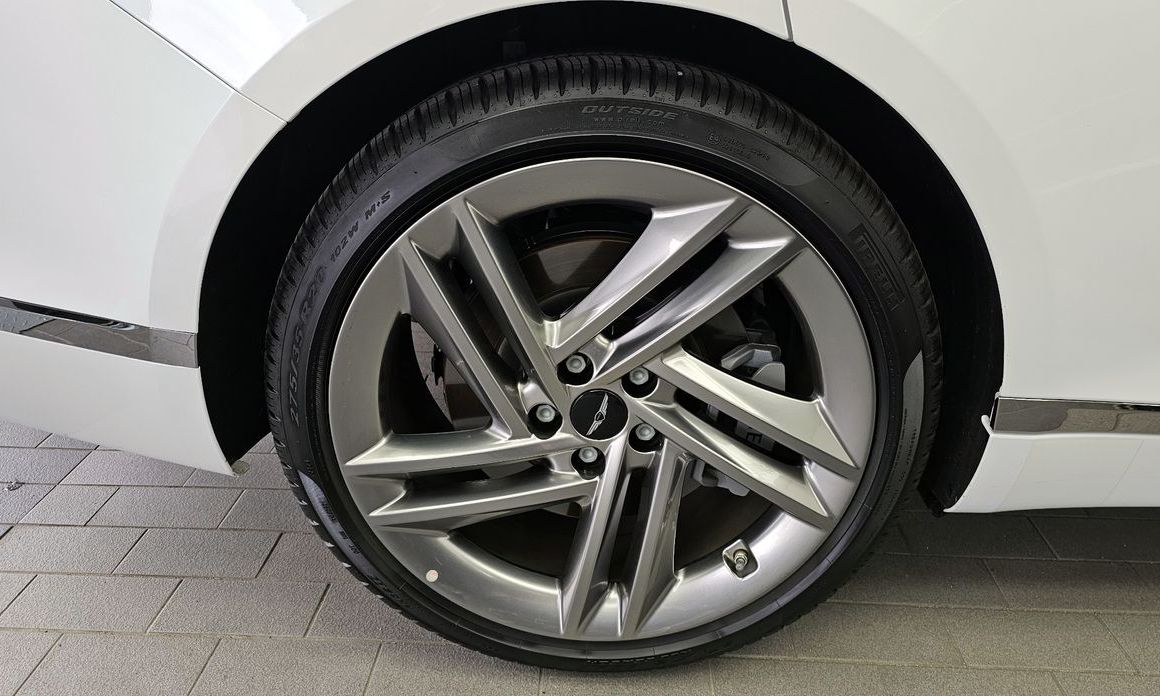 Genesis G80 Gasoline 2.5 Turbo AWD, 2025