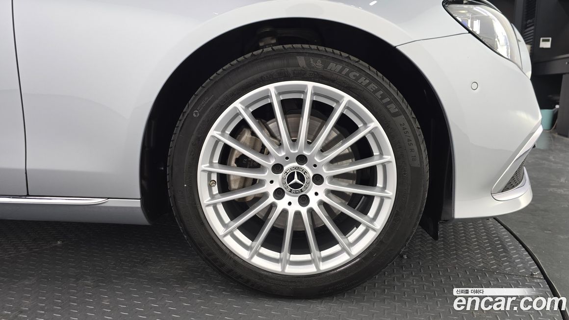 Mercedes-Benz E-Class E250 Exclusive, 2022