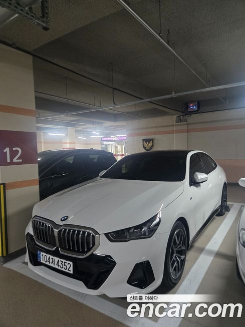 BMW 5-Series 523d M Sport, 2024