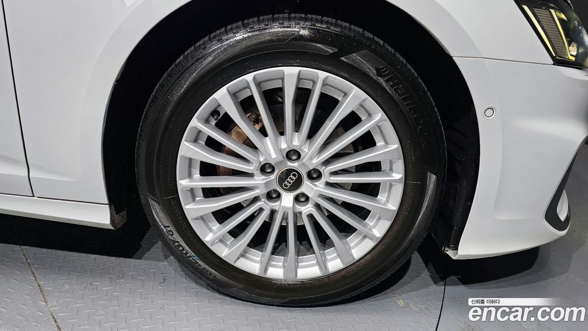 Audi A6 40 TDI Premium, 2021