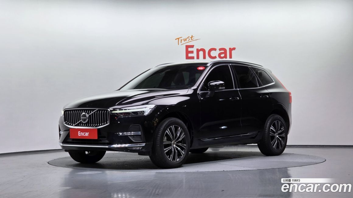 Volvo XC60 B5 Inscription, 2022